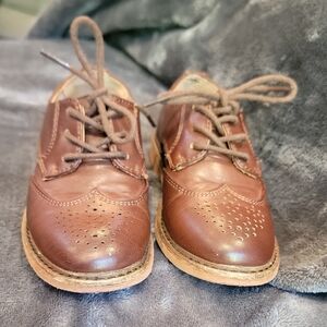 Brown Leather Lace-Up Shoes